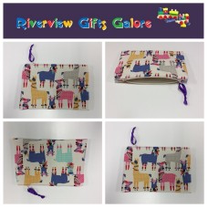 Zip Clutch / Purse / Bag / Pouch - Llamas Cream Zip Clutch / Purse / Bag / Pouch - Llamas Cream